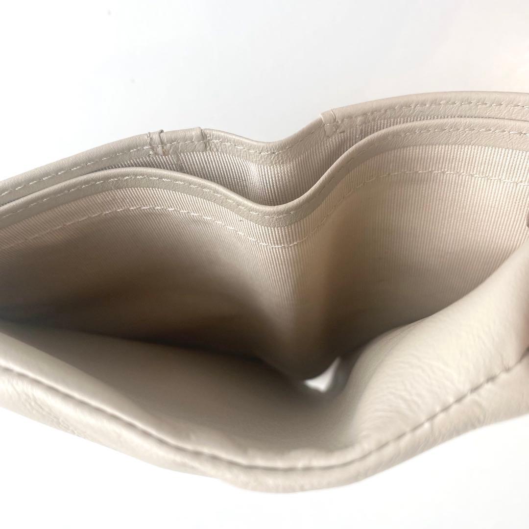 agnes b. アニエスベー 二つ折り財布 ベージュ がま口 レザー箱付き