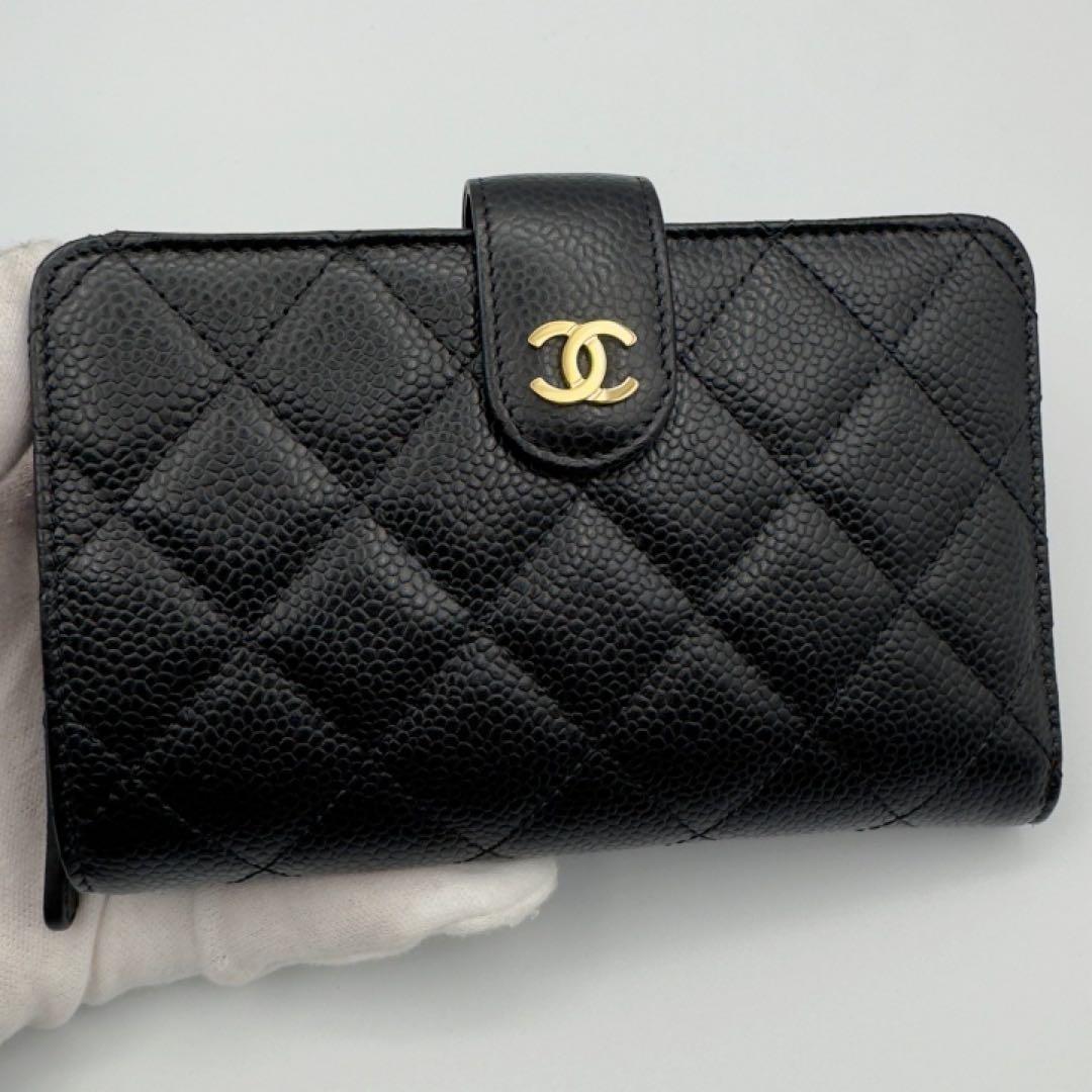 ギフト対応　シャネル財布　マトラッセ　キャビアスキン　ミディアムウォレット　箱付
