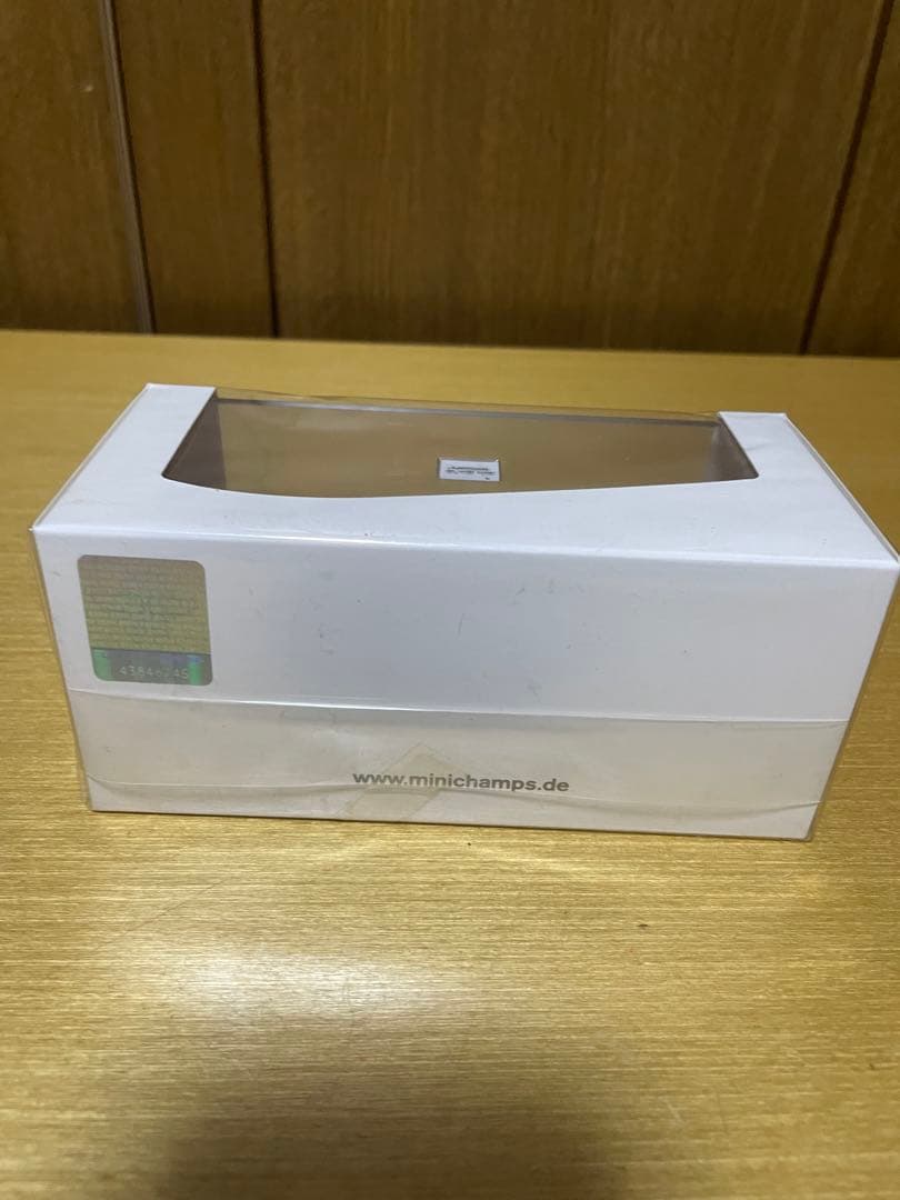 ミニカー MINICHAMPS BMW M1 1980 Paul's Model 1/43