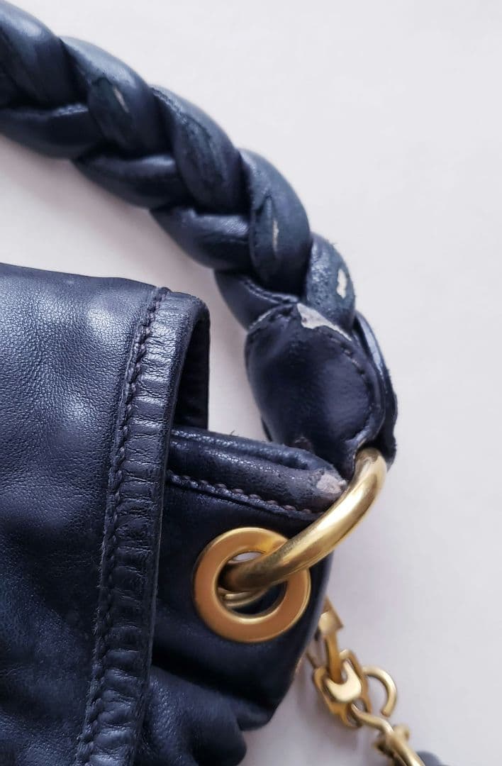 MIUMIU マテラッセ ブラック