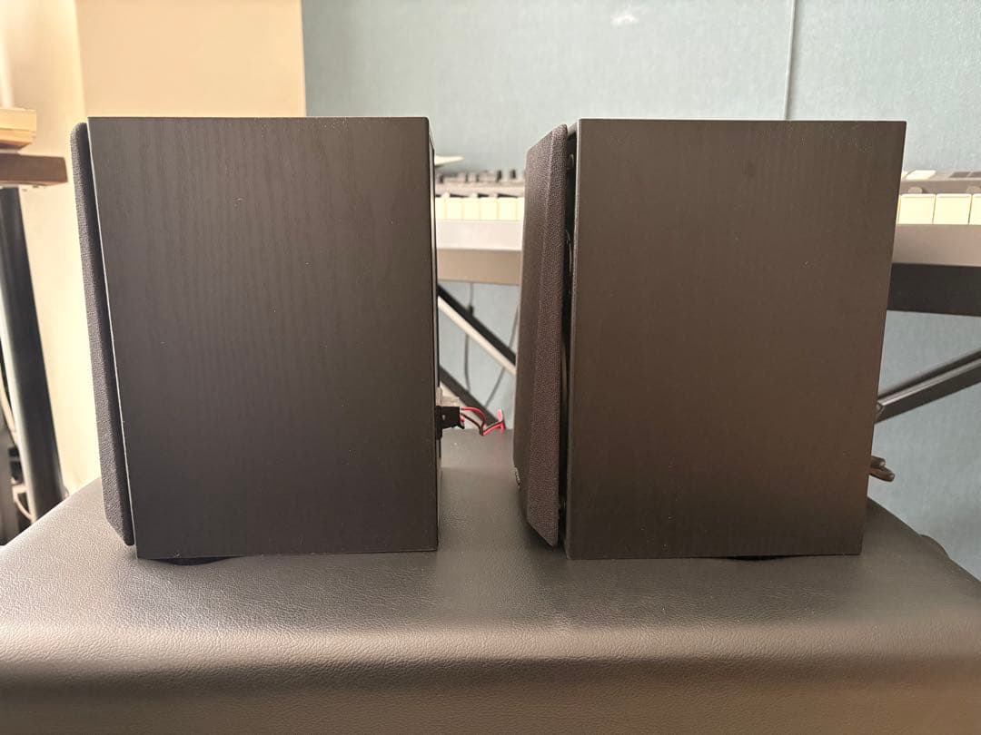 Edifierアクティブスピーカー 入力2系統 (PC&AUX)ED-R1100