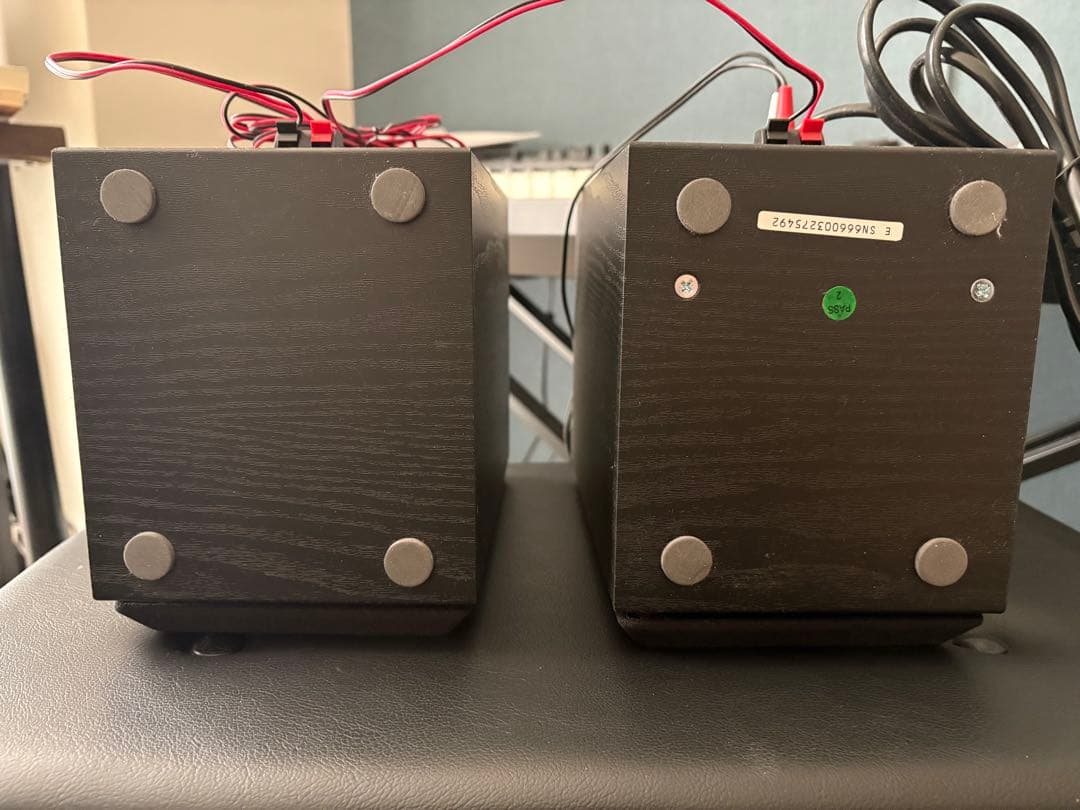 Edifierアクティブスピーカー 入力2系統 (PC&AUX)ED-R1100