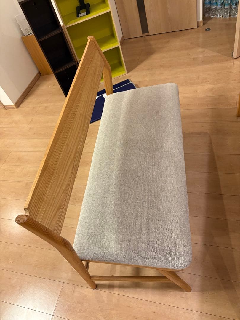 ak様値下げ　引取り可能な方。SIGNEダイニングテーブルチェア　４点セット