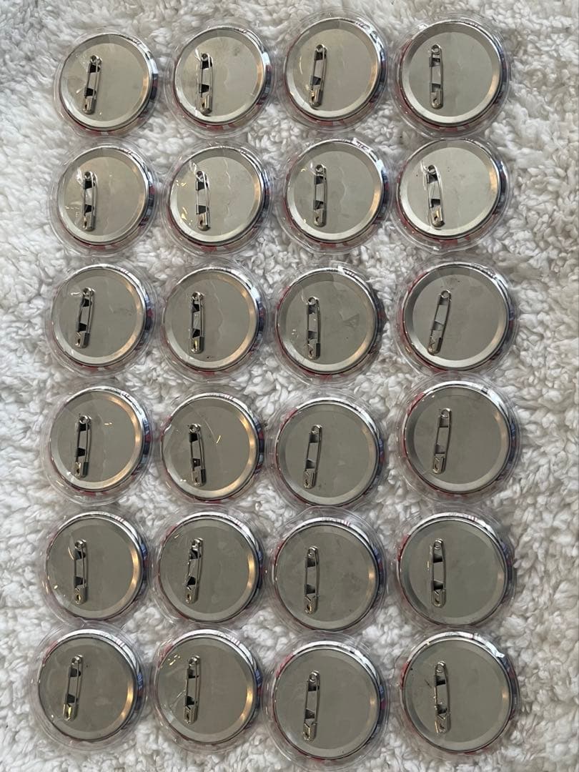 莉犬くん 2022 NewYear 等身 缶バッジ 24個