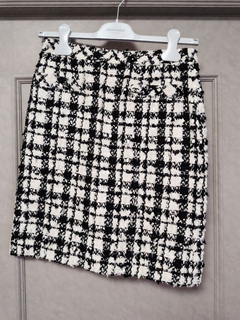 【CHANEL】ツイード　スパンコール　スカート☆