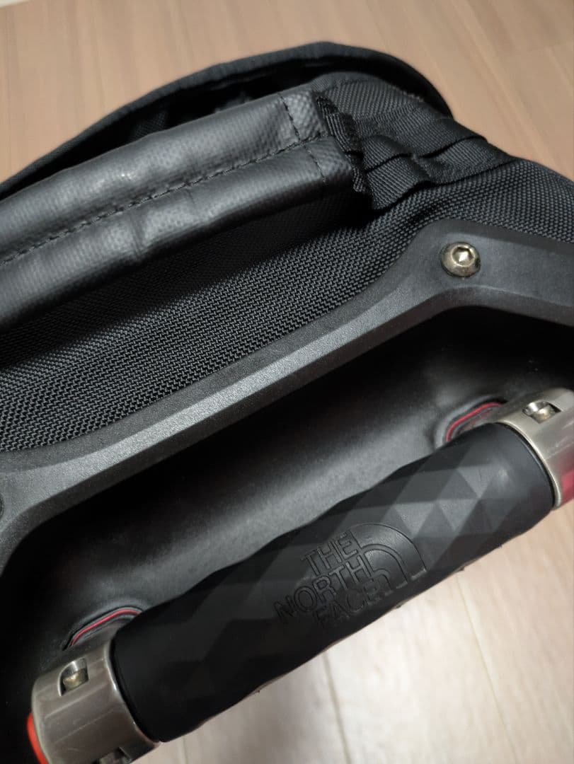 美品 数回使用のみ ノースフェイス キャリーバッグ ローリングサンダー