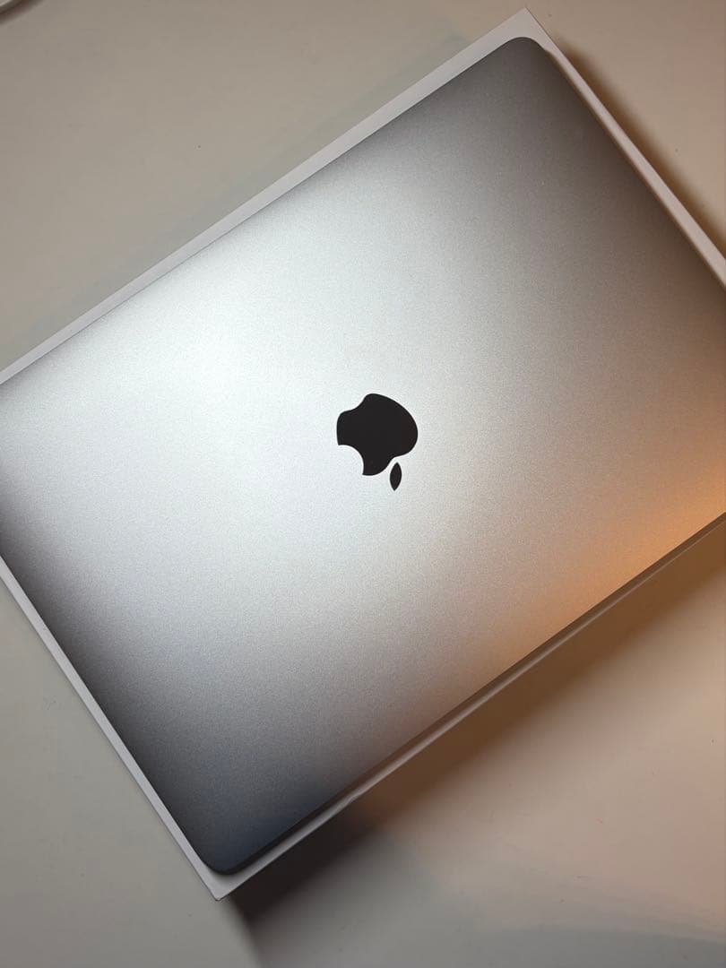 土*！様 MacBook Air M1 2020 8G 256G