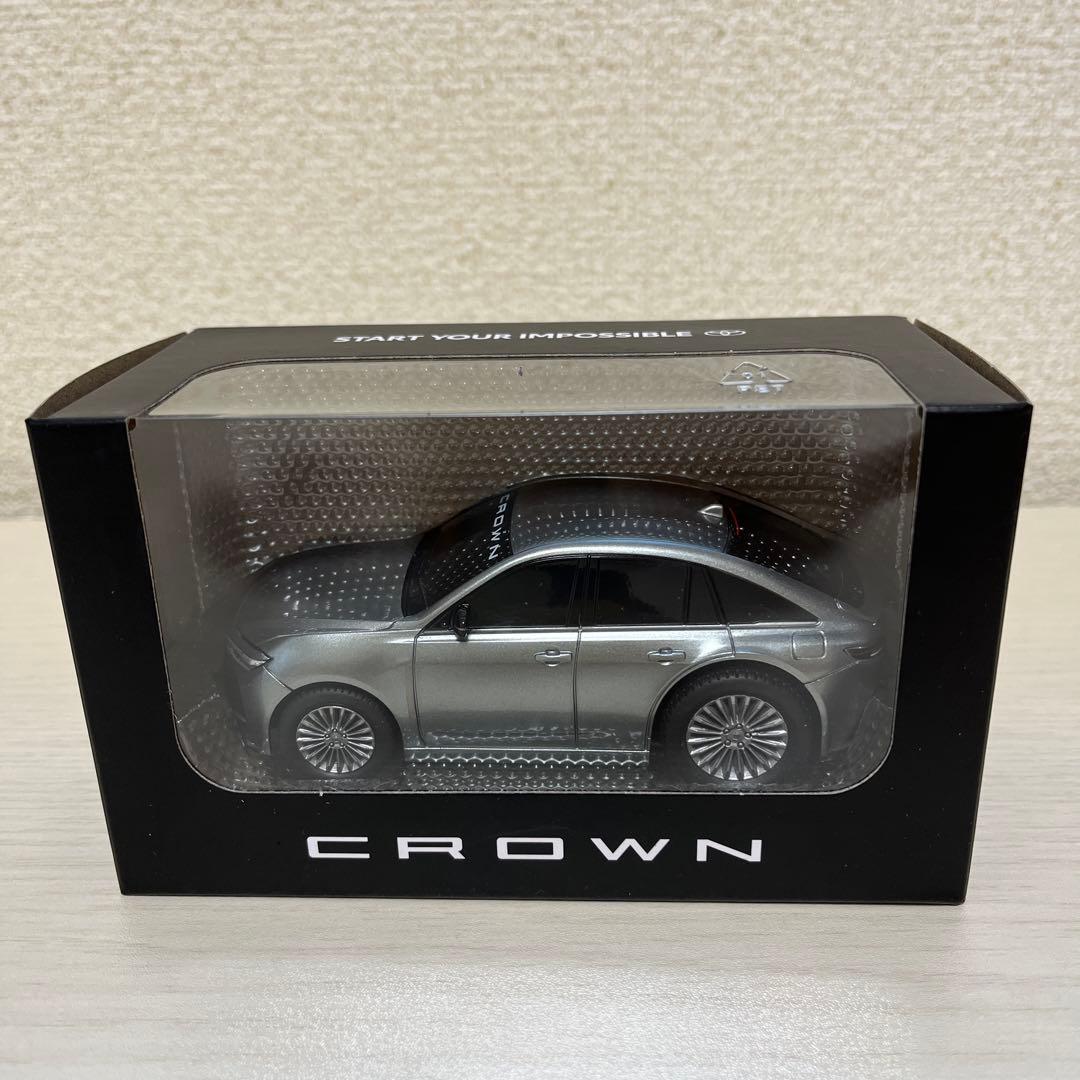 トヨタ ヴェルファイア クラウン ミニカー 3台セット　ブラック　シルバー　車