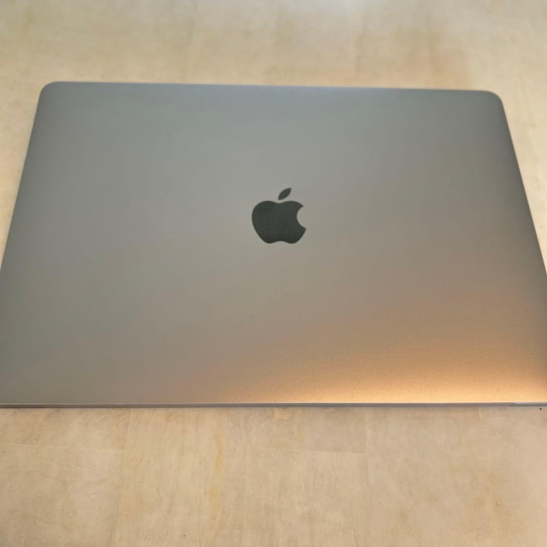 MacBook Air 2019 シルバー メモリ 16GB ストレージ1TB