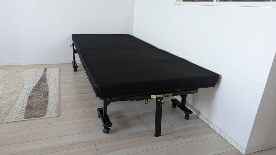 折りたたみベッド ブラック　KRH 引き取り限定