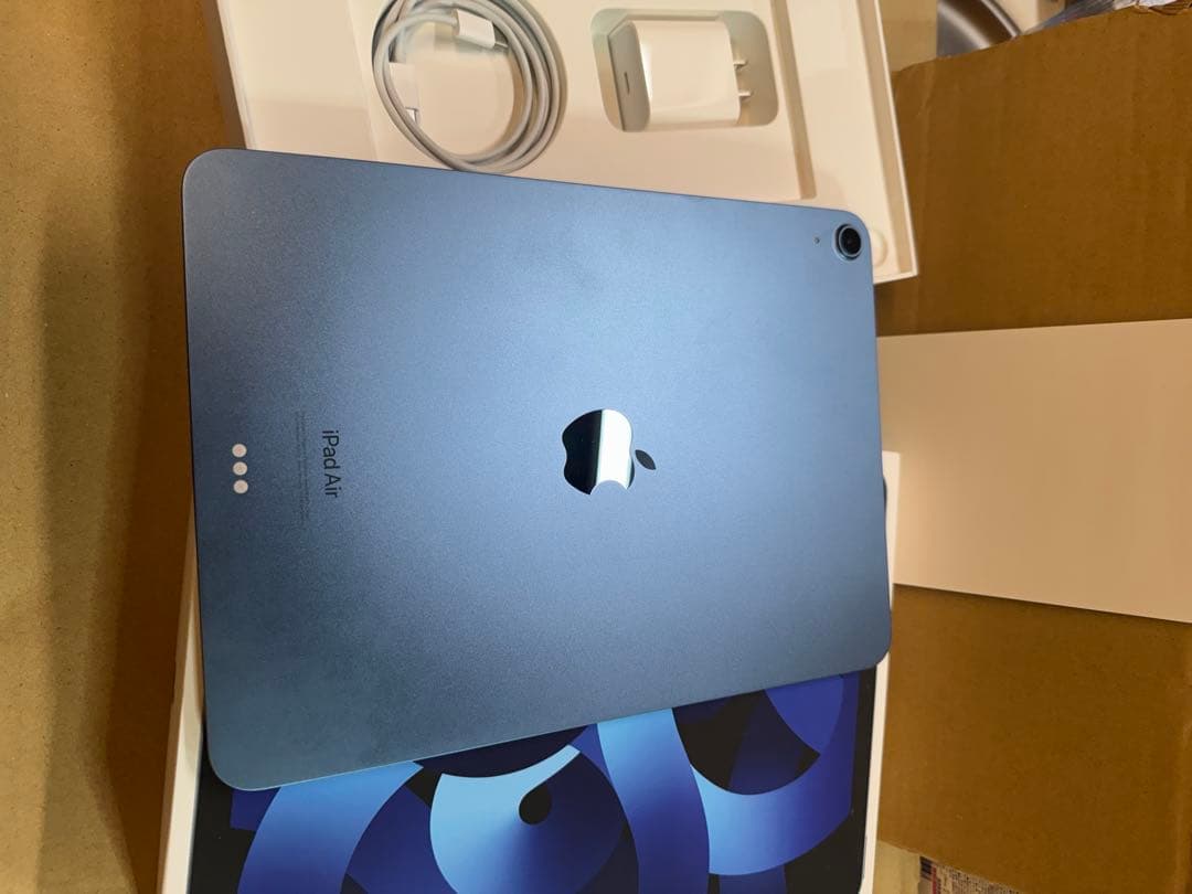 Apple iPad Air第5世代 Wi-Fi 2022 純正キーボード付