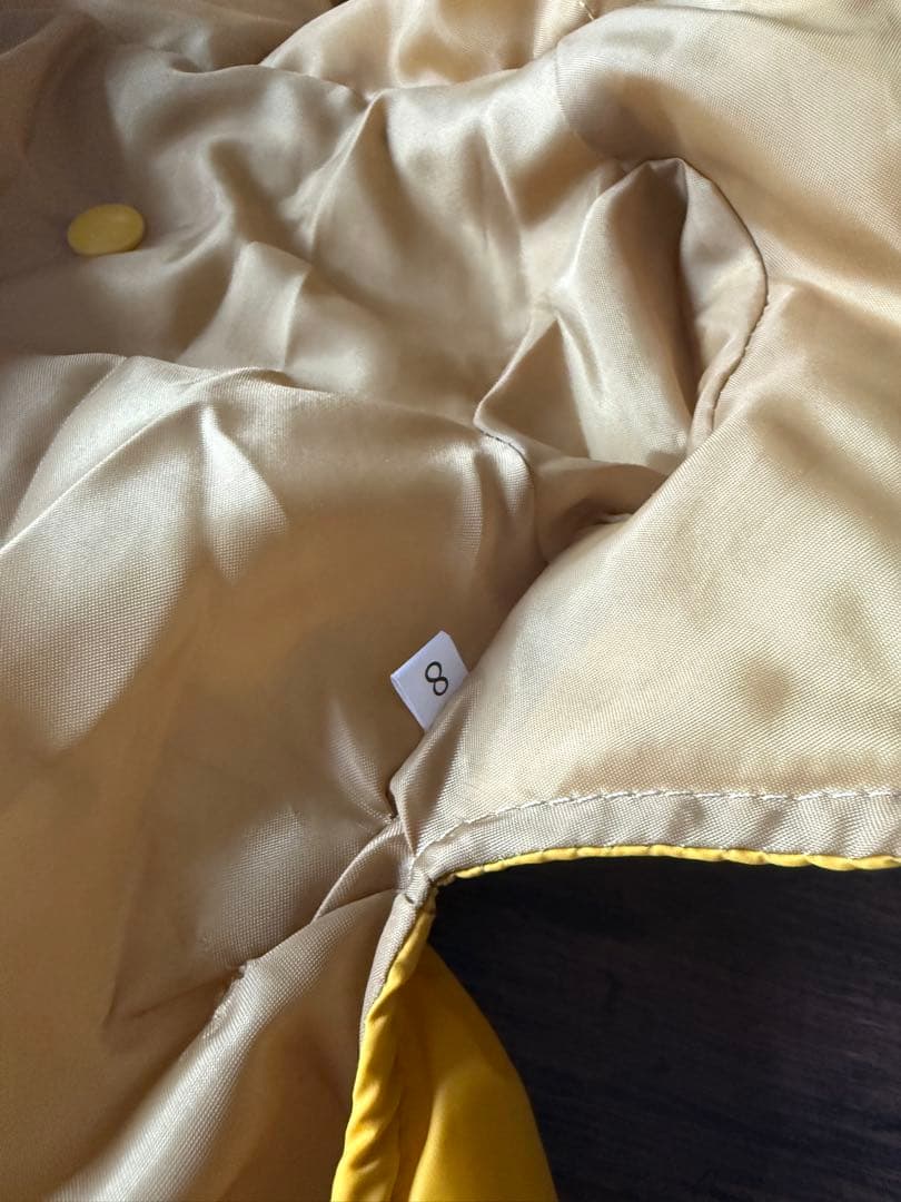 (SALE)注目【美品】MONCLER 犬服 フード付き黄色 小型犬用