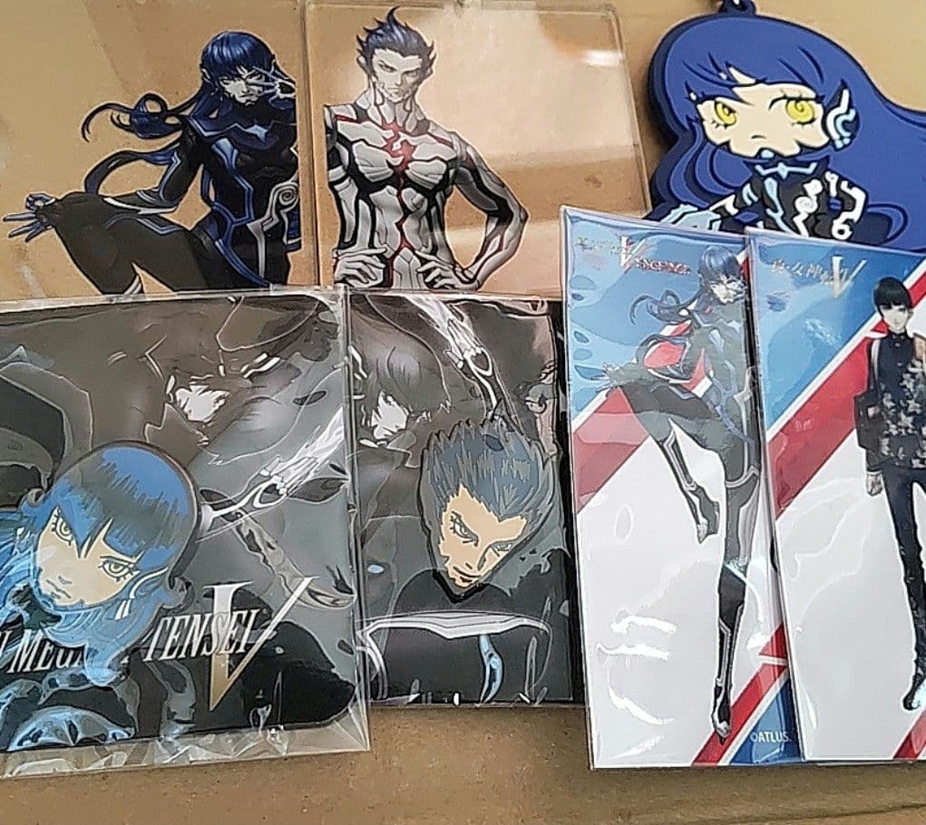 真・女神転生V海外&国内グッズまとめ