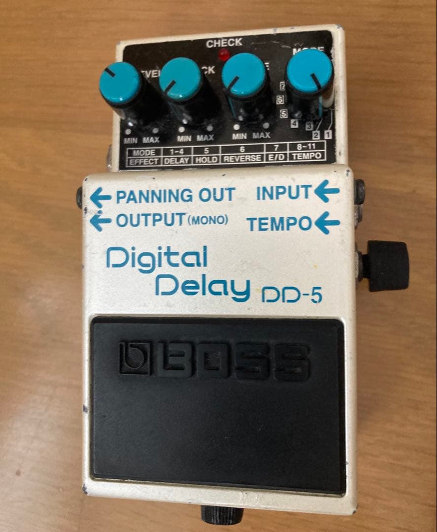 名機　BOSS デジタルディレイ DD-5