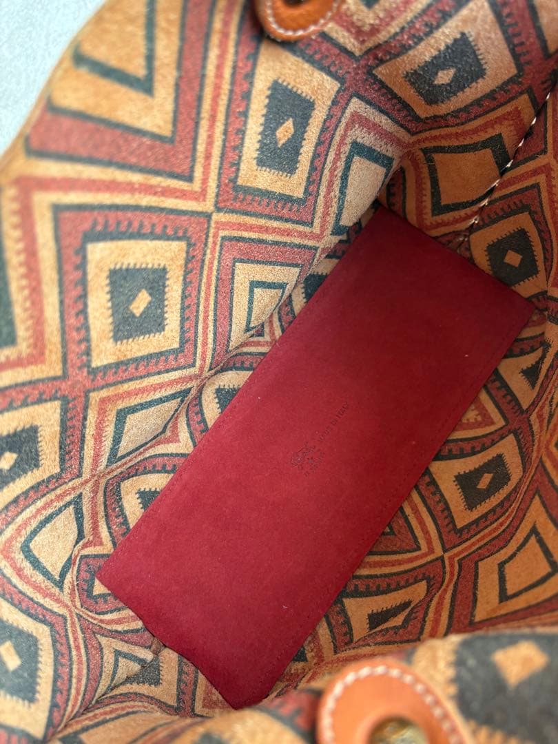 イルビゾンテ　レザーバッグ