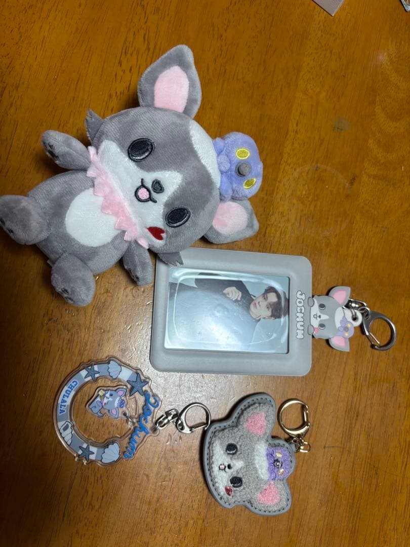 JOCHUM チュララ　鶴房汐恩