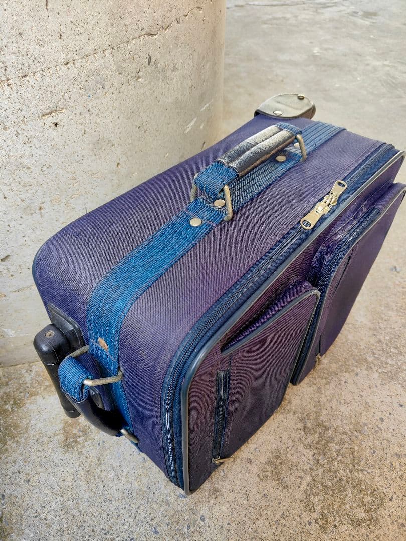 航空会社仕様スーツケース濃紺 ヴィンテージ　1980年代