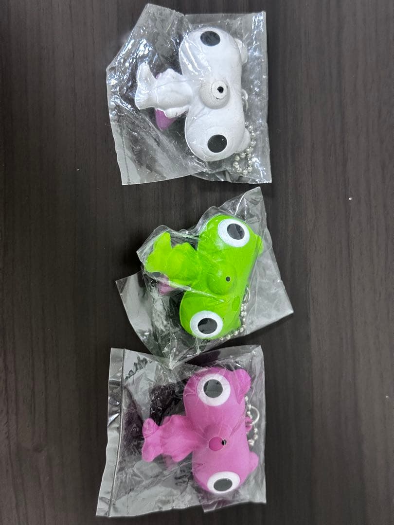 もちぐまん　セール　限定品キーホルダー超希少ホワイト含む3色セット