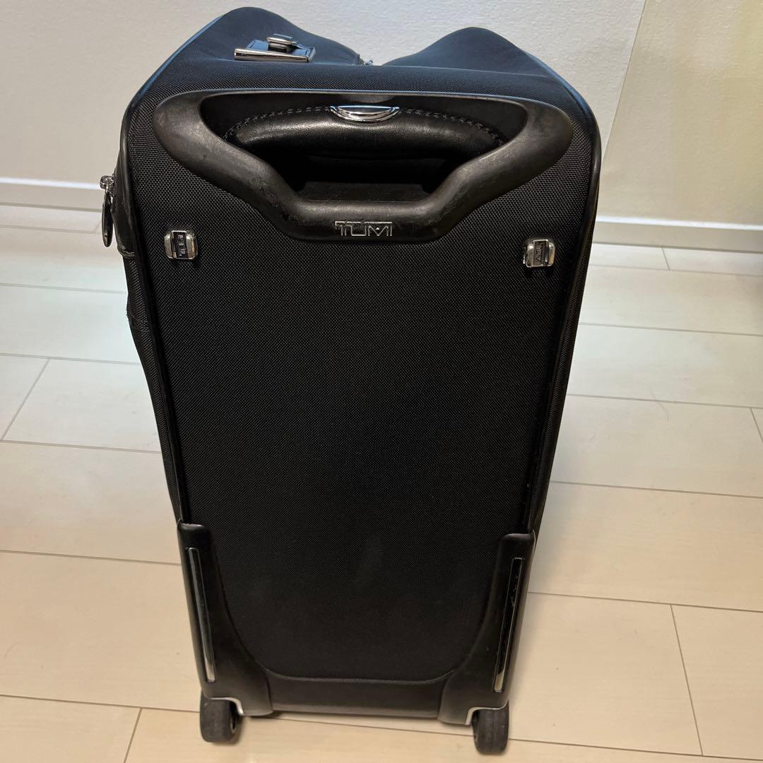 【最終値下げ】交渉OK【美品／日本未発売】TUMI ブラックキャリーケース