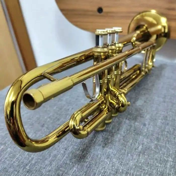 トランペット Bach 180ML 37 ✩ ライトウェイトモデル