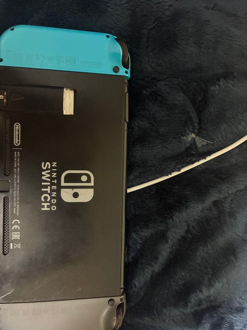 初代Nintendo Switch ネオンブルー/ブラック本体