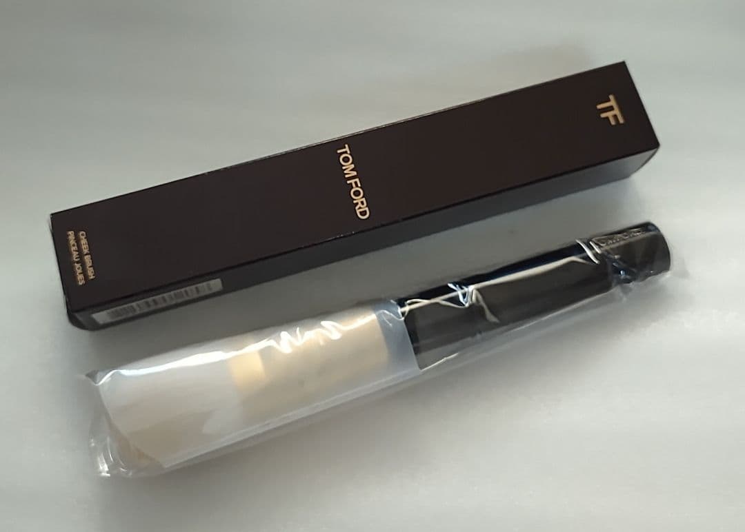 トムフォード チーク ブラシ ０６