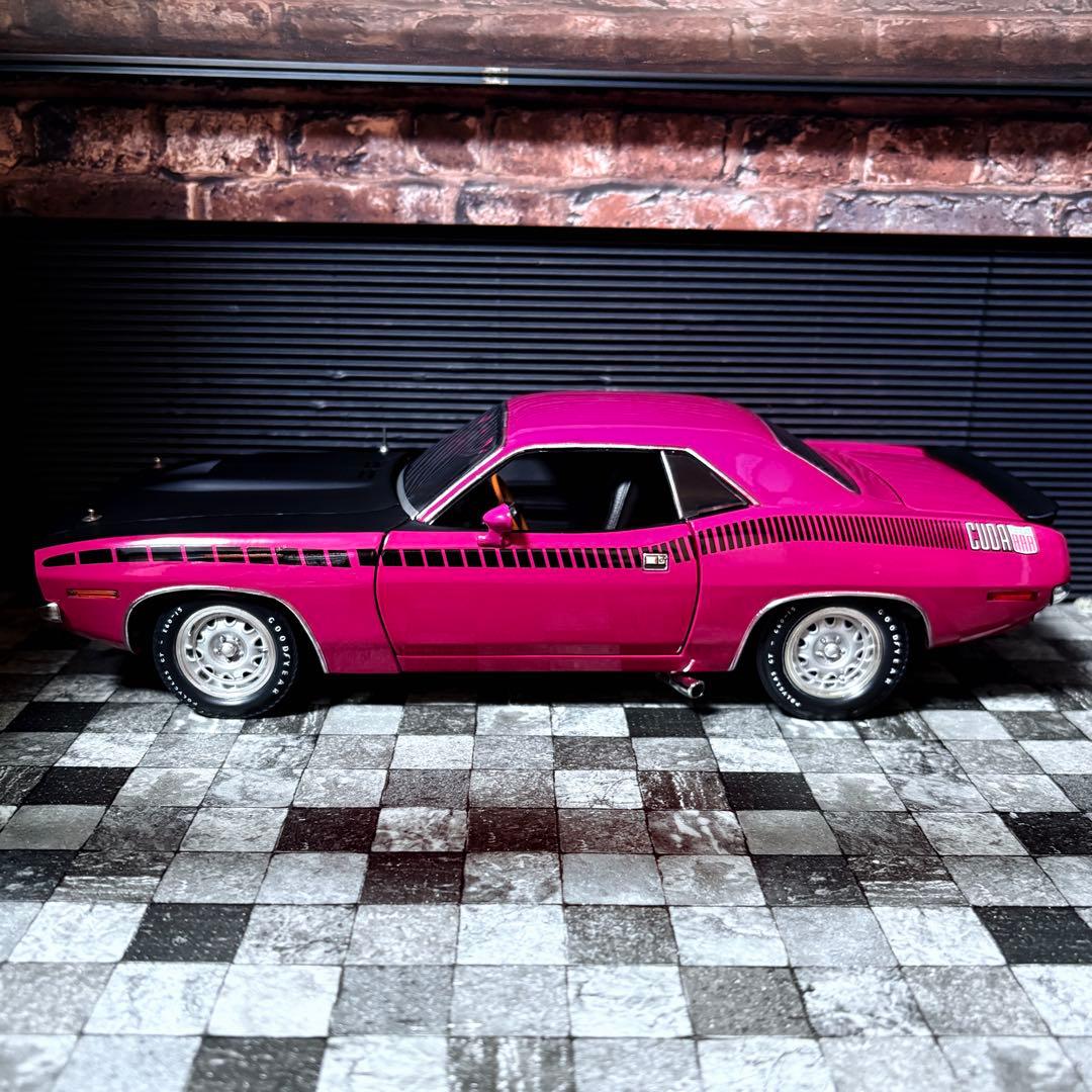 国内未入荷 1/18 HIGHWAY61 プリムス AAR クーダ 1970