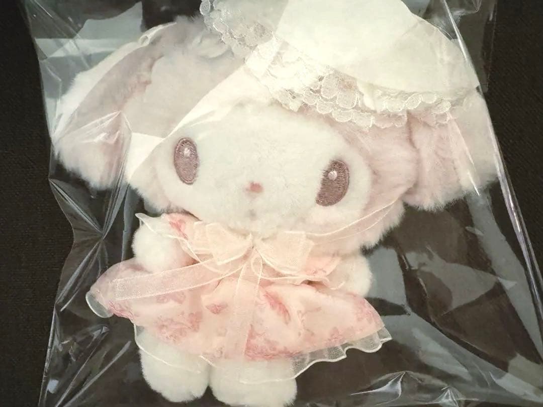 新品タグ付き☆サンリオ マイメロディ 白いちごのティータイム マスコットホルダー