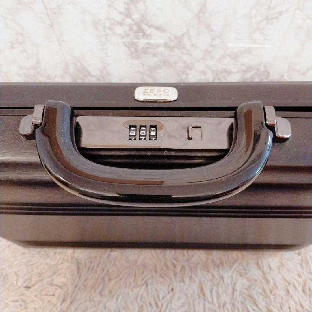 新作　ゼロハリバートン PURSUIT ALUMINUM アタッシュケース