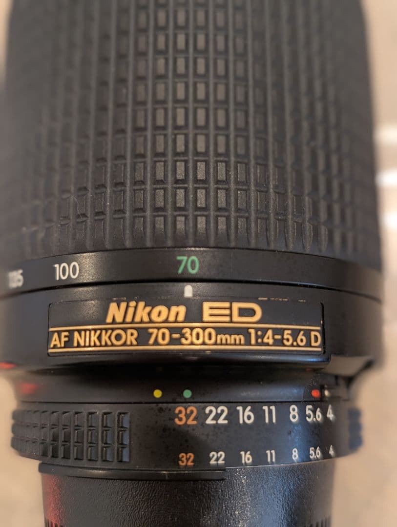 デジタルカメラ NIKON d50 ED70-300/DX18/135