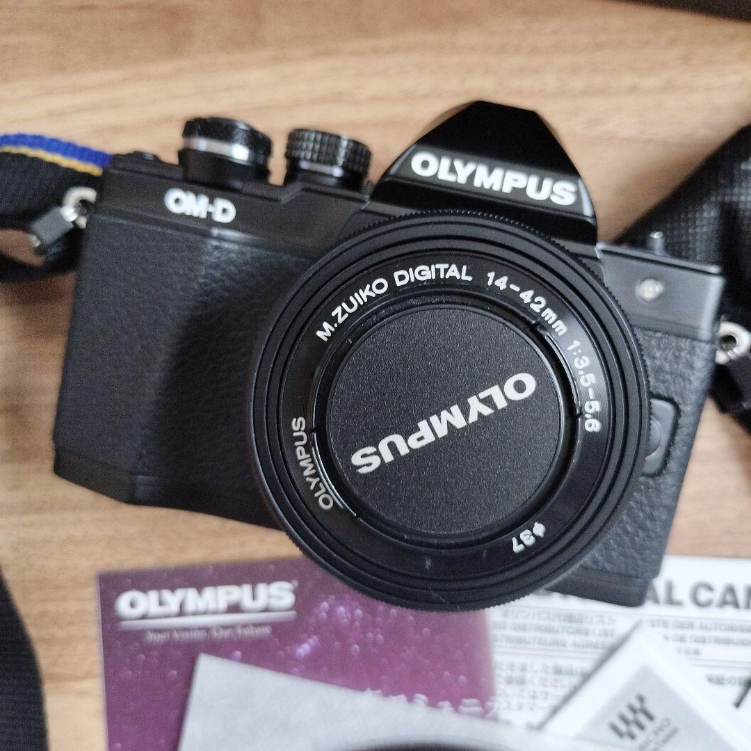 OLYMPUS OM-D E-M10 Mark II ダブルズームキット