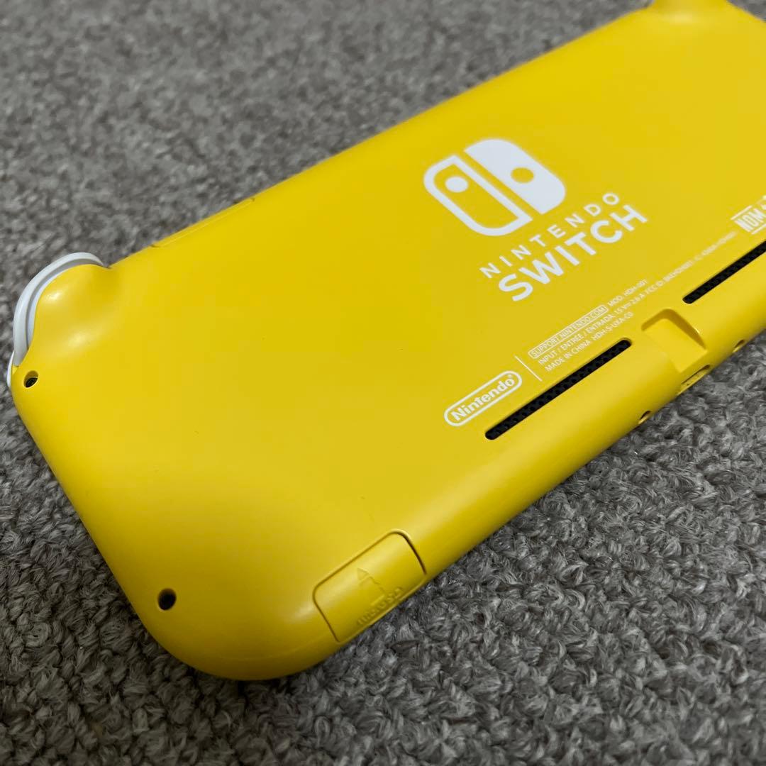 Nintendo Switch NINTENDO SWITCH LITE イエ…