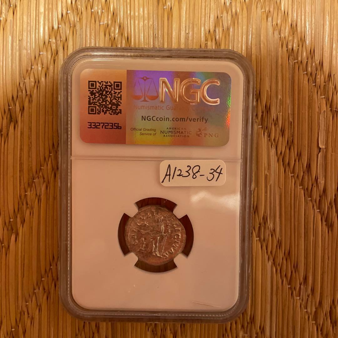 ローマ帝国 デナリウス銀貨　ジュリア・マエサ　NGC鑑定付き　XF