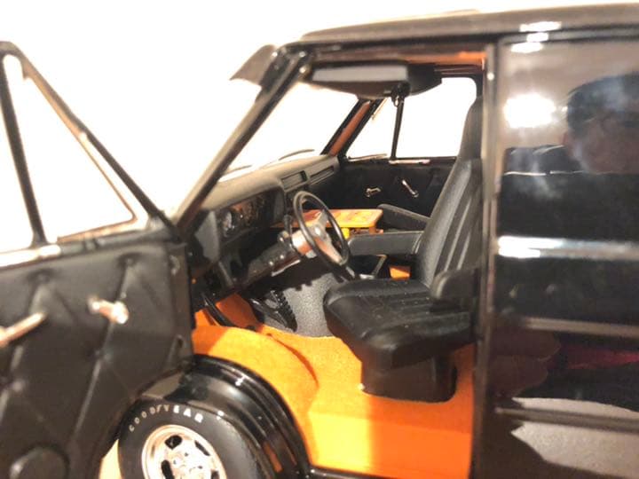 1974 シェビーバン　1/16 ミニカー