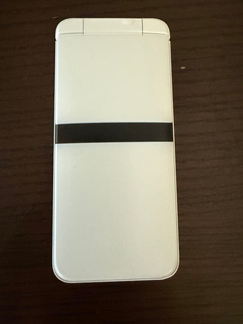 docomo 折りたたみ式携帯電話　KY-42C ホワイト