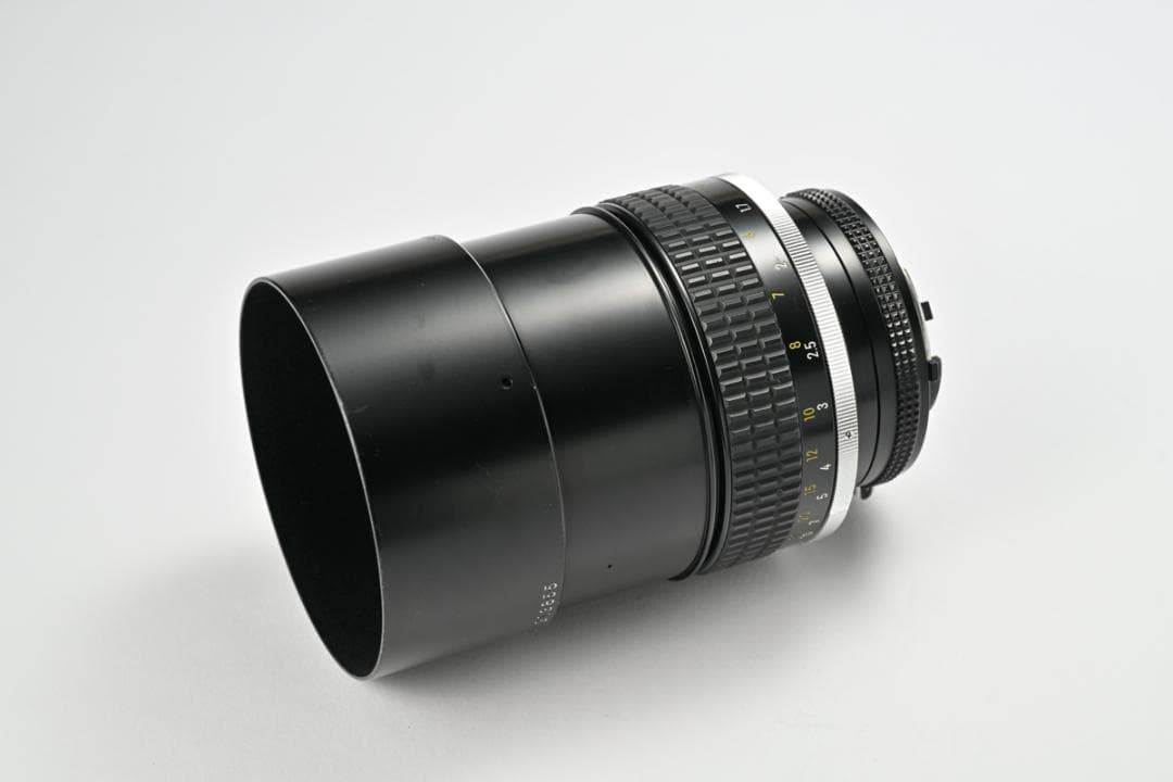 ニコン Ai NIKKOR 135mm F2