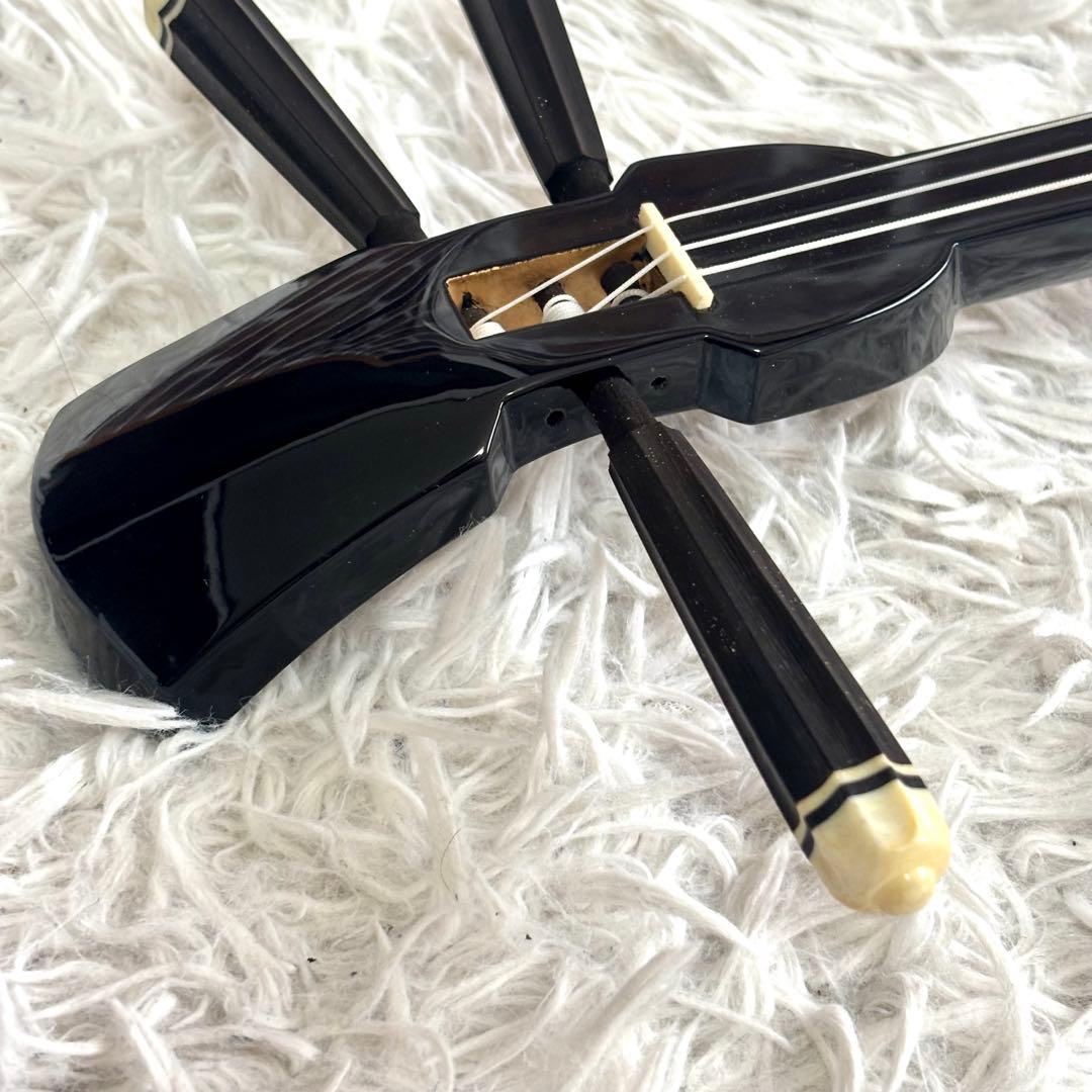 ✨美品✨沖縄三線 三味線 人工革　合皮 ヘビ柄　ソフトケース付 民族楽器 弦楽器