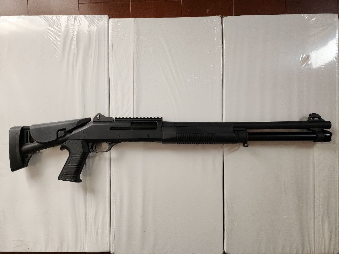 絶版　CAW ベネリM4 USマリーン　M1014 ショットガン　エアガン