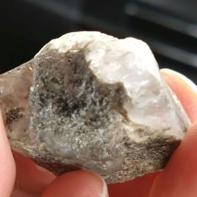 ロシア産フェナカイト原石