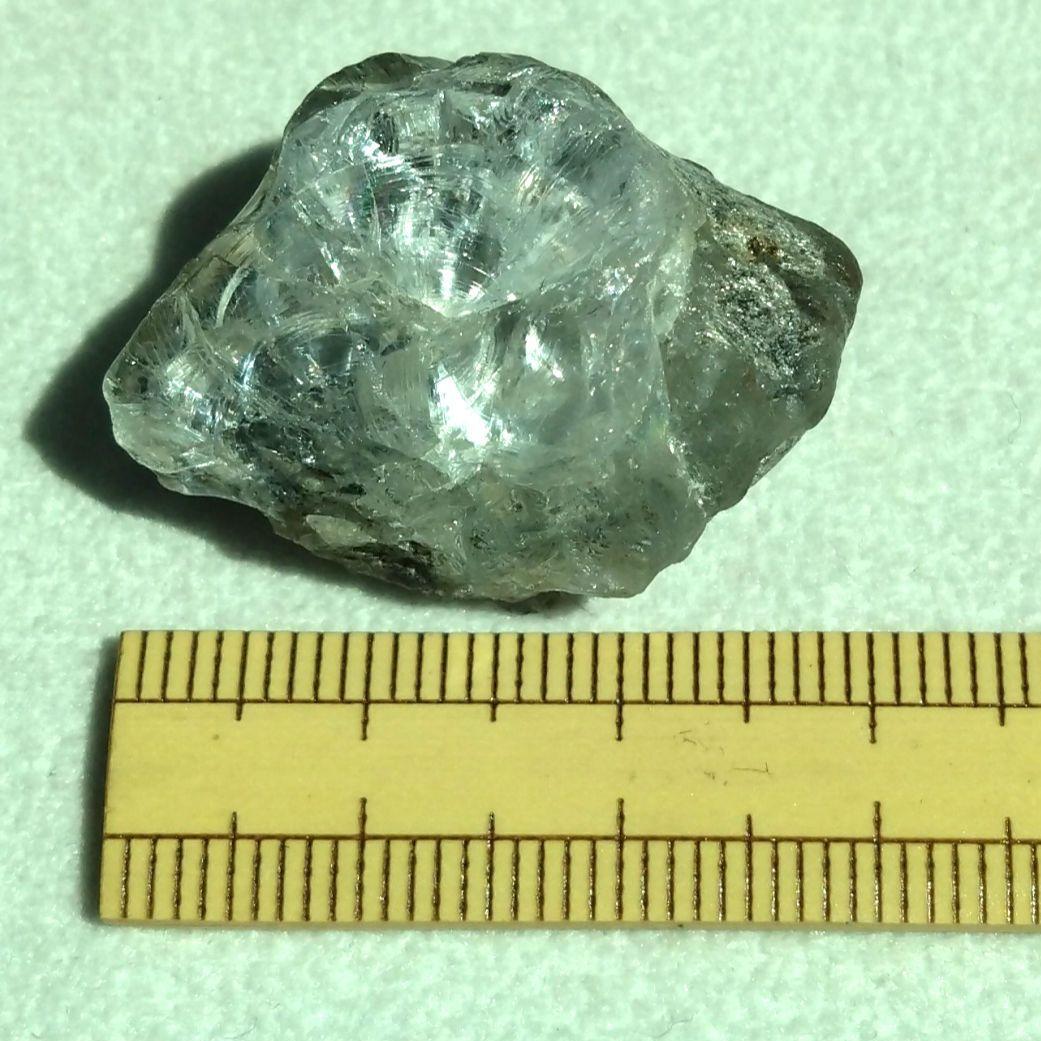 ロシア産フェナカイト原石