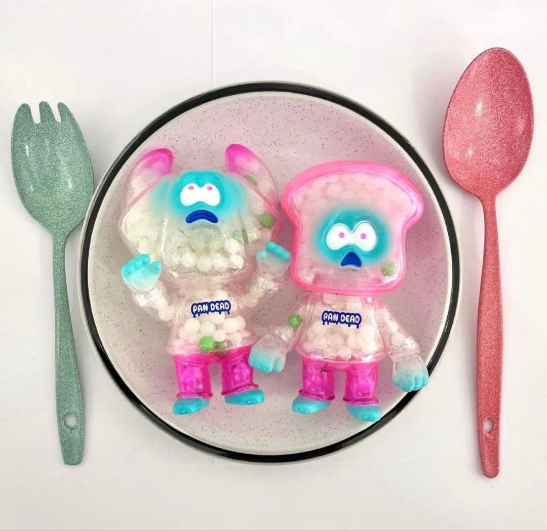 PANDEAD 2023年 蓄光 VINYLコラボ パンデッド 2体セット