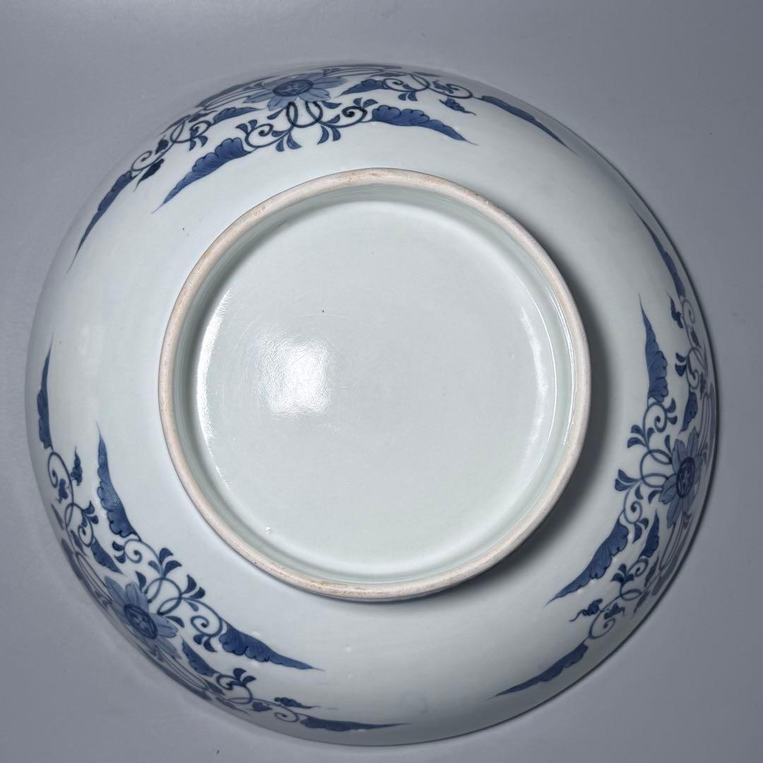 江戸後期　染付松竹梅大皿　後期鍋島　三方兜唐花文　高台櫛目文　桐箱付　34cm