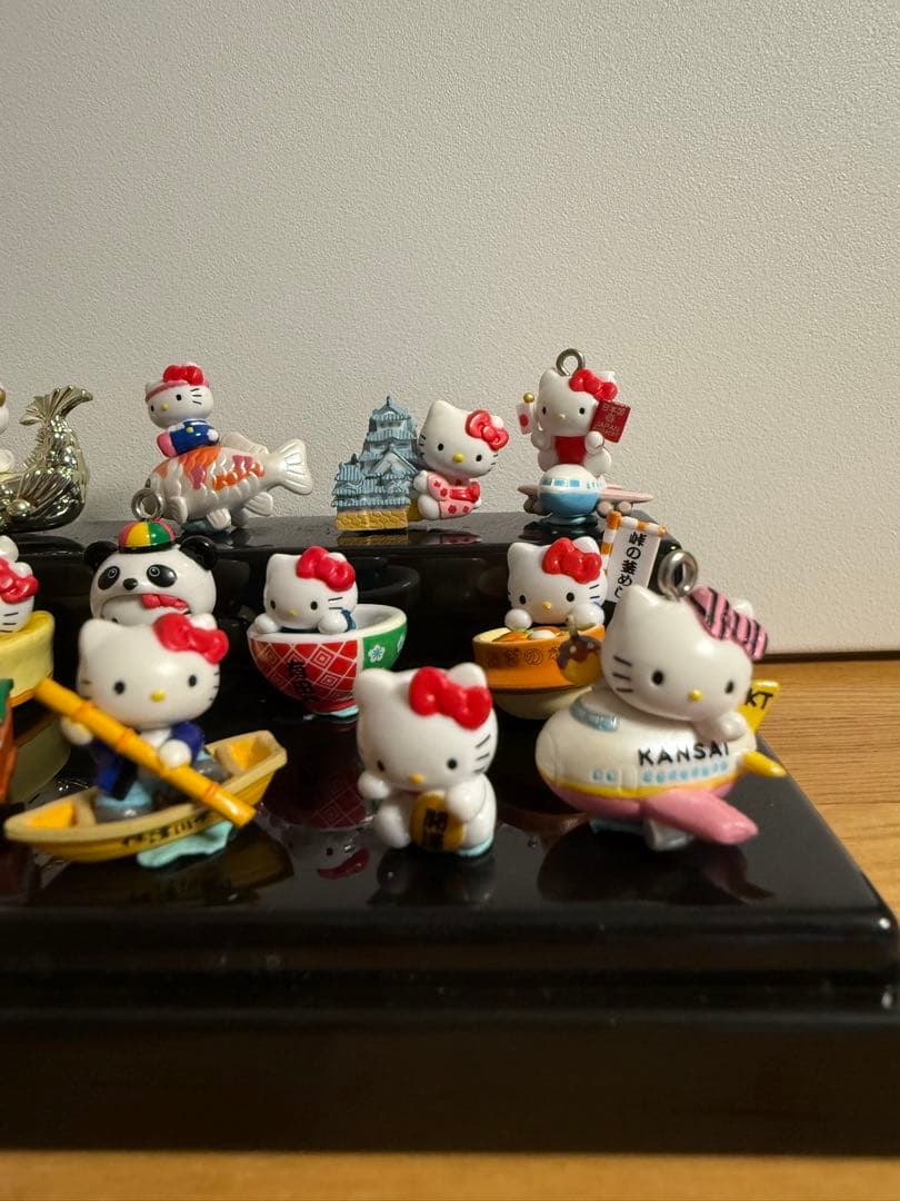 ハローキティ　ご当地キティ　ストラップ　マスコット　まとめ売り　18点セット
