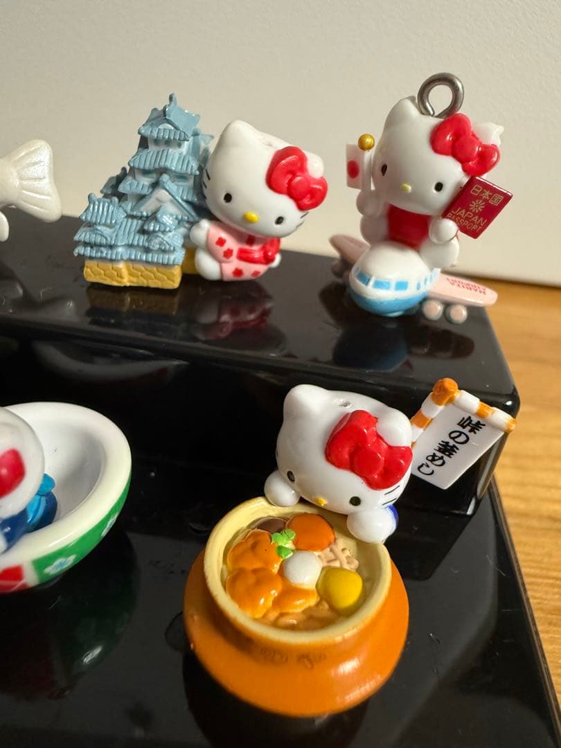 ハローキティ　ご当地キティ　ストラップ　マスコット　まとめ売り　18点セット