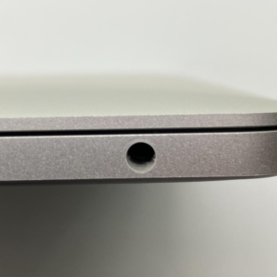 MacBook Pro 2016 13inch 8GB 256GB シルバー