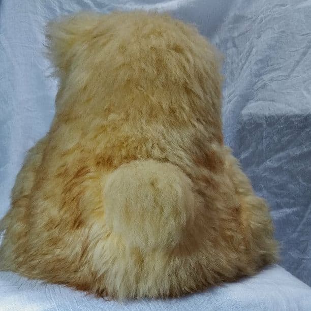 ドイツ発注手作りテディベア(日本に３体のみ）ぬいぐるみ