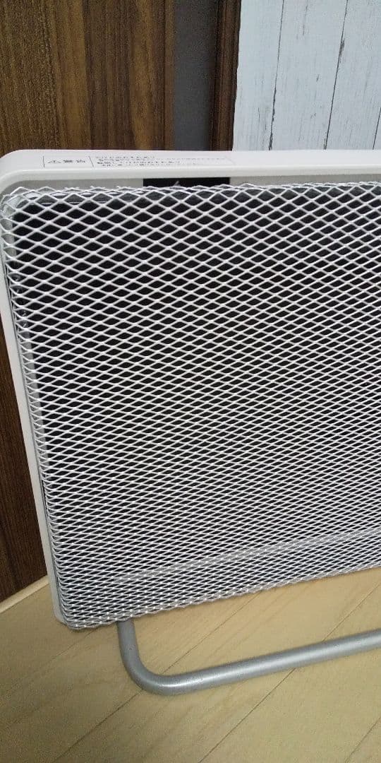 冬場に重宝します、オススメ✨AMADANA遠赤外線ヒーター