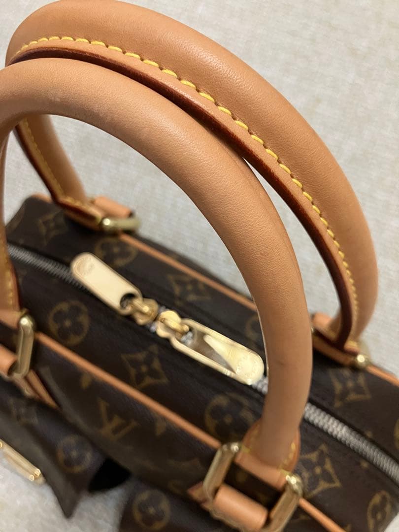 LOUIS VUITTON ルイ・ヴィトン マンハッタンPM モノグラム