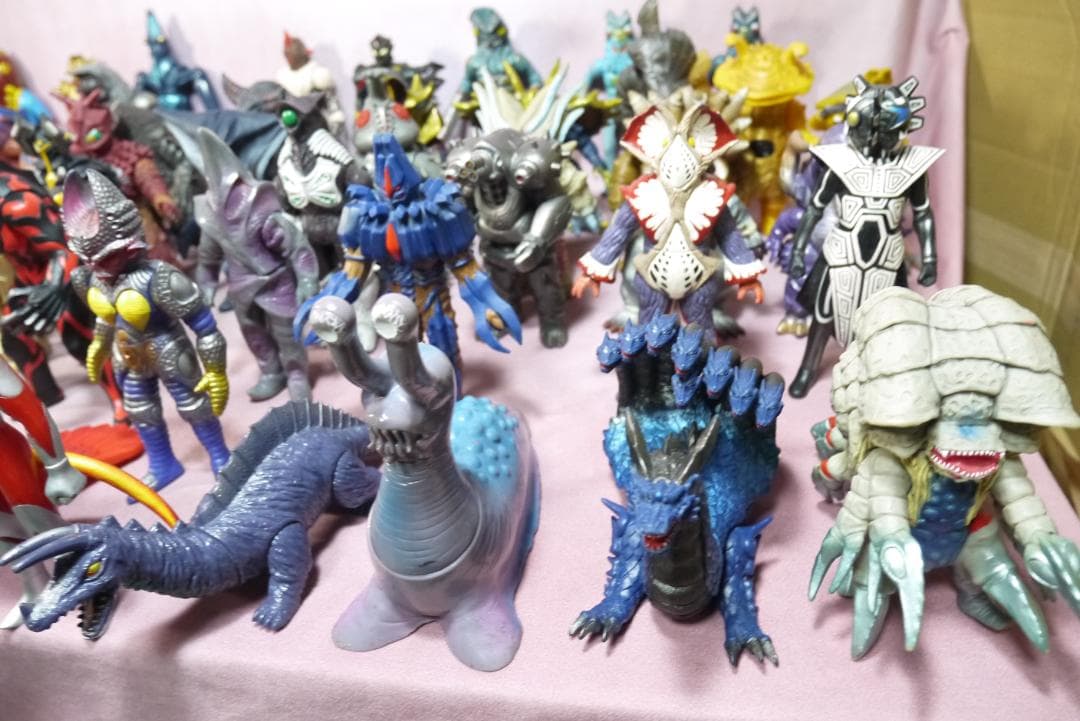 ウルトラ怪獣シリーズ　など　怪獣ソフビ　64体セット
