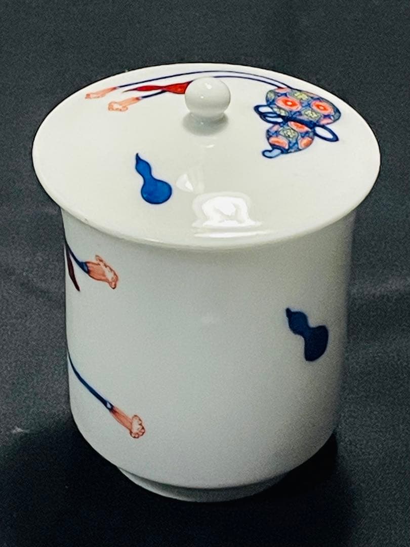 未使用品十二代酒井田柿右衛門　染錦瓢箪画夫婦蓋付湯呑み
